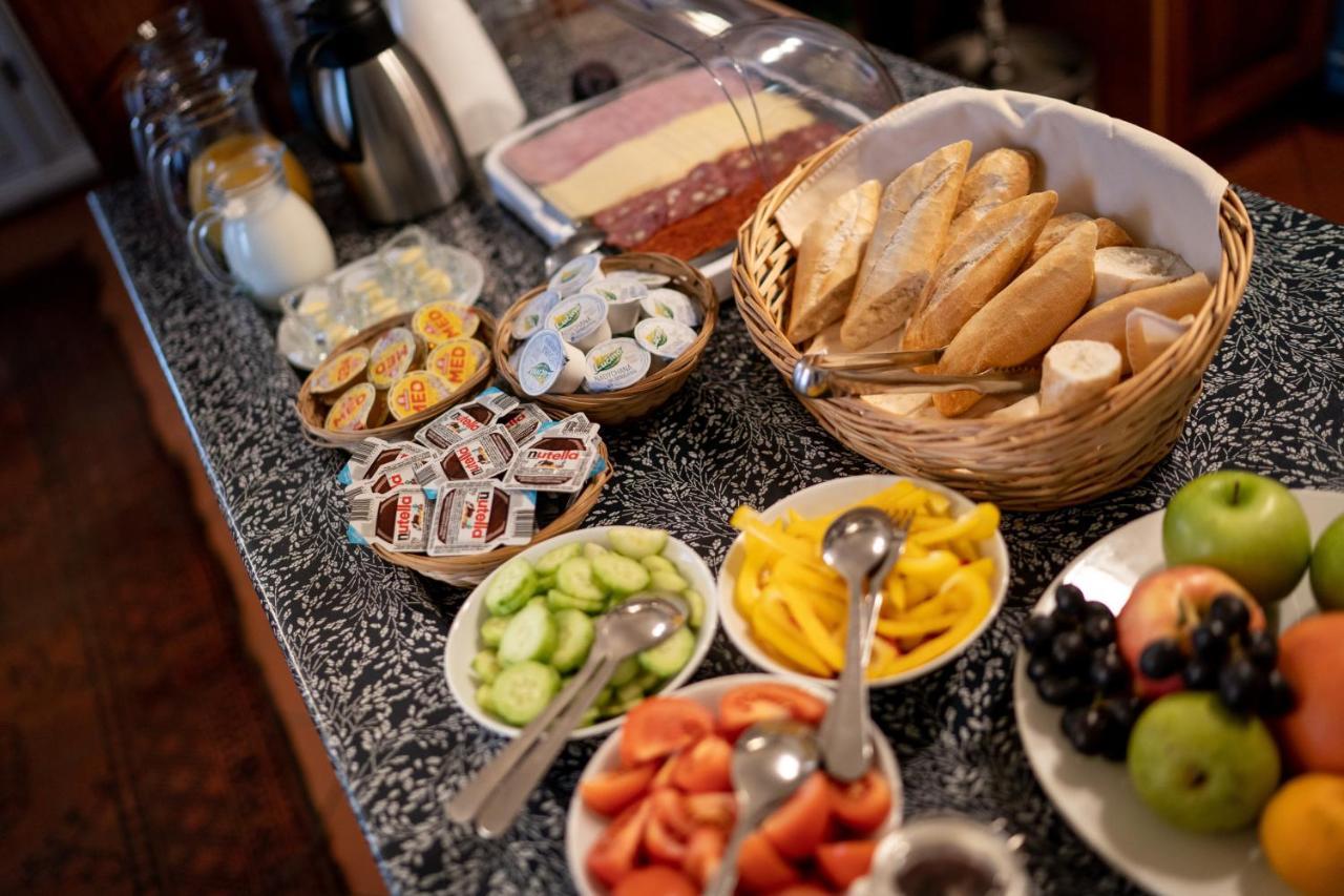 Hotel Dvur Hoffmeister 3*